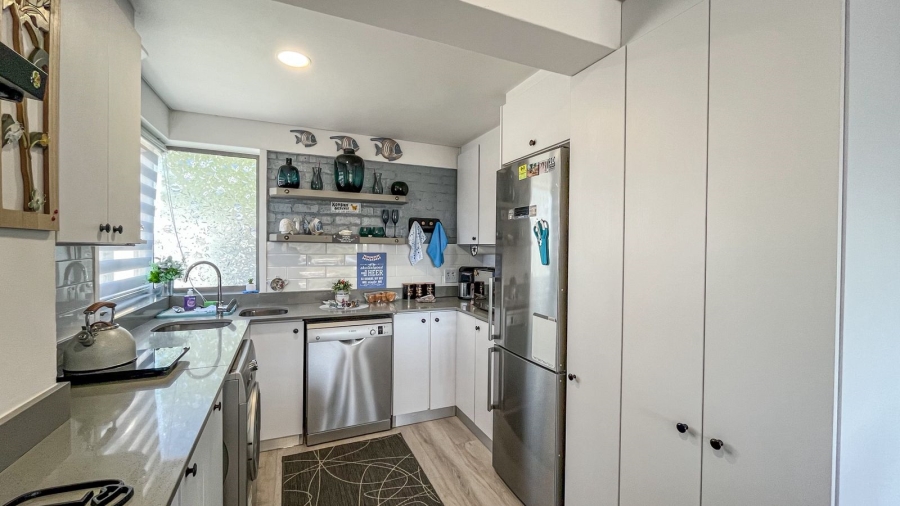 2 Bedroom Property for Sale in Island View Western Cape